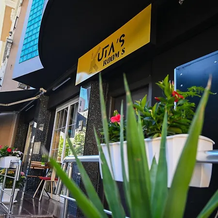 Kuta's 5 * Tirana
